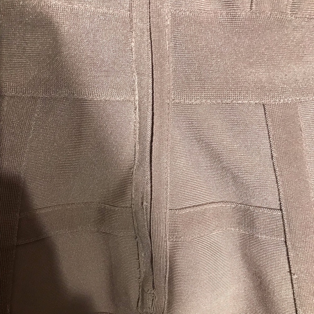 Dress - Picture 3 of 4